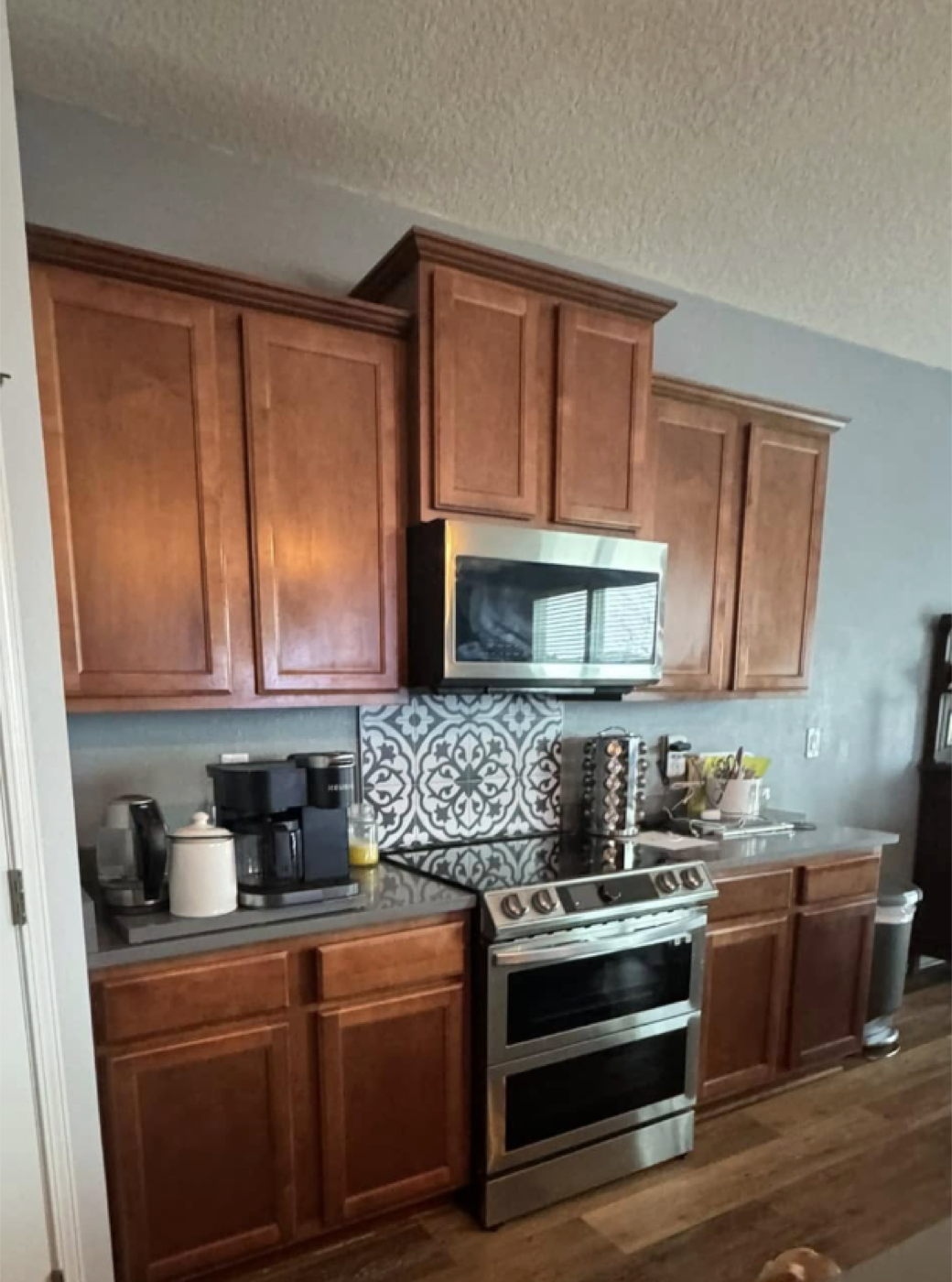 Cabinet painting project 01 (Before)