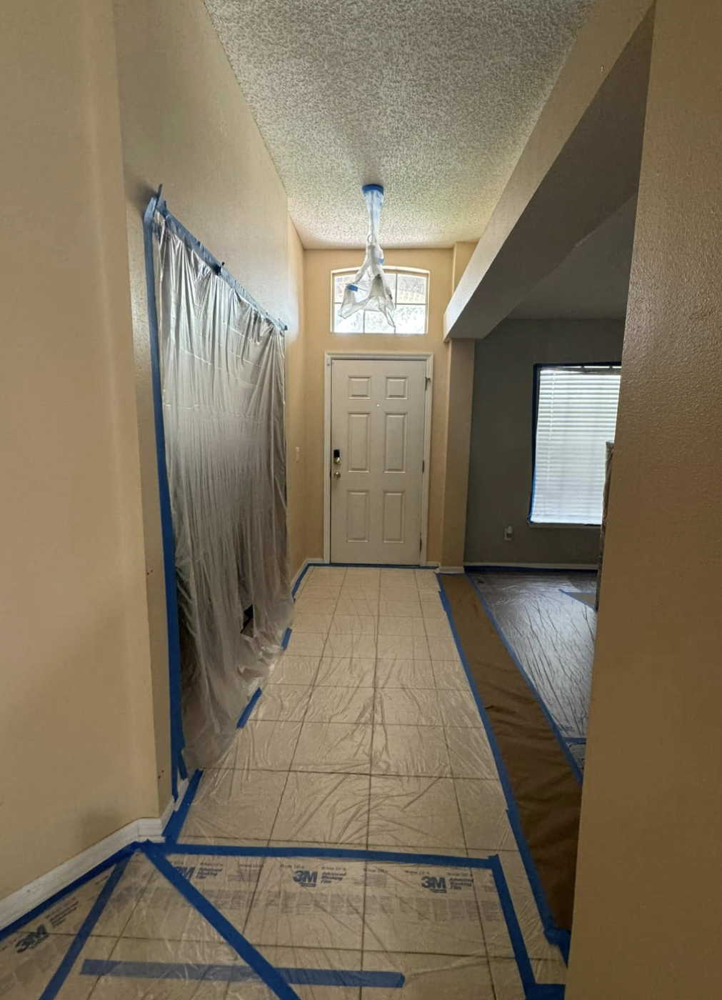 Residential interior painting project 01 (Before)