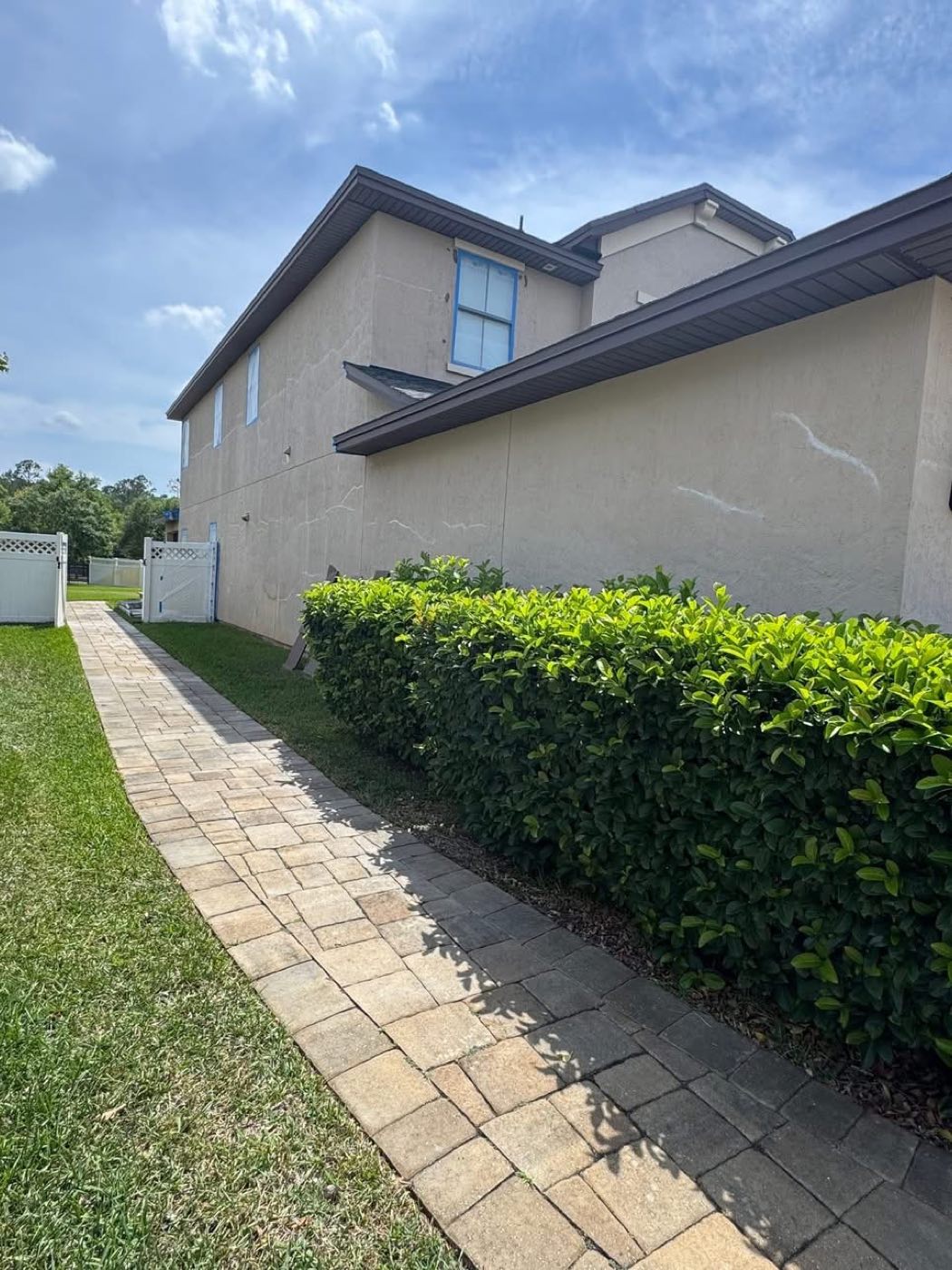 Residential painting project 04 (Before)