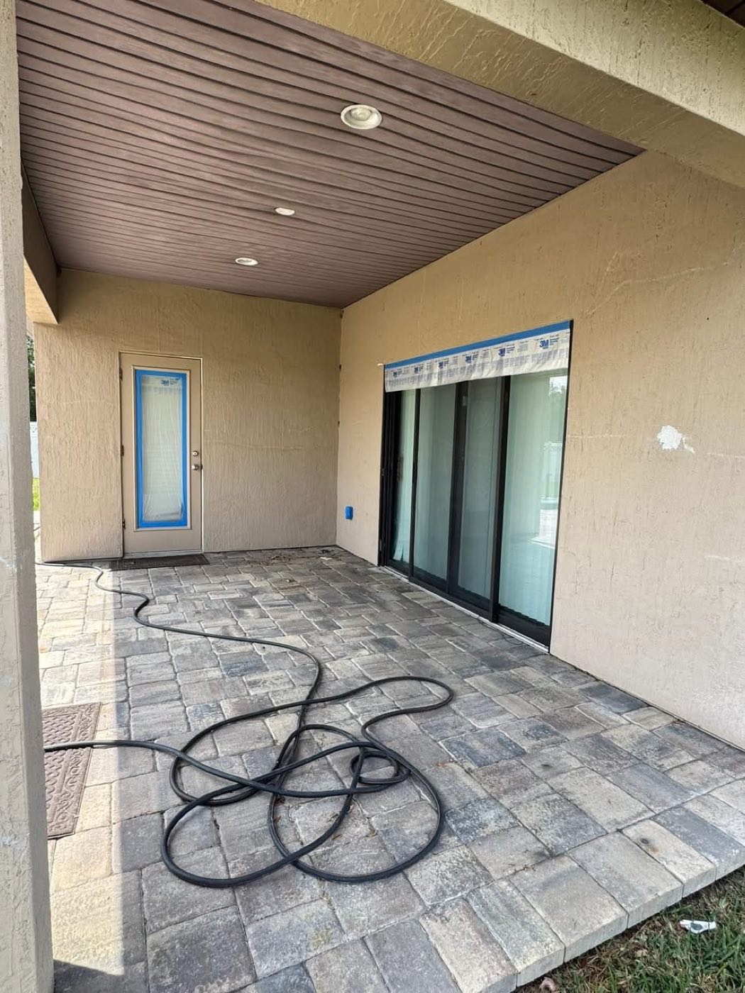 Residential painting project 10 (Before)