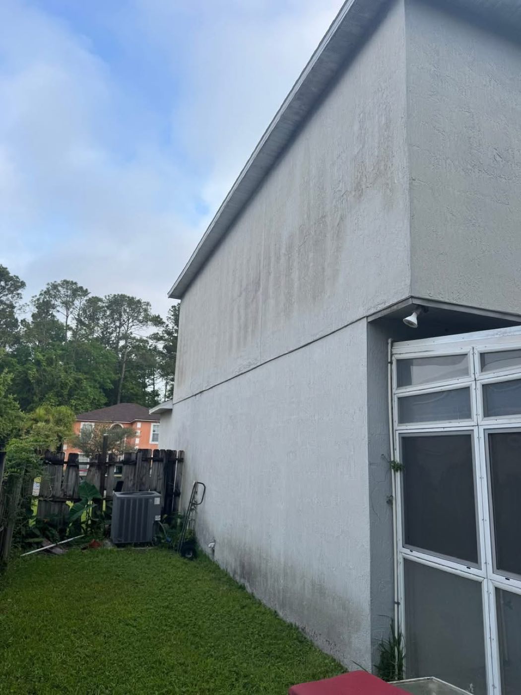 Residential painting project 22 (Before)